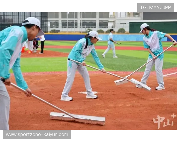 十五运会垒球项目揭幕,北京队4-2击败河南队取得开门红 十五运会垒球项目揭幕,北京队4-2击败河南队取得开门红